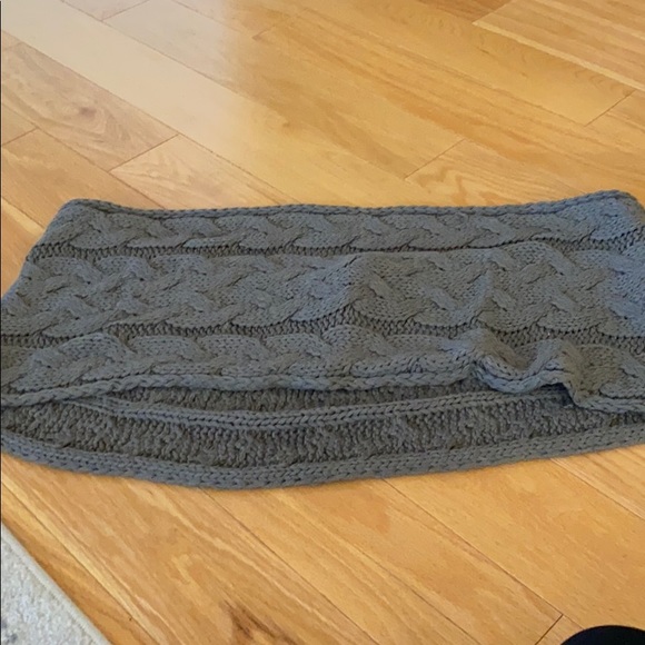 Wrap around scarf - Picture 1 of 1